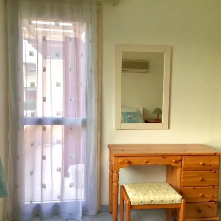 Apartment With Large Pool Limassol